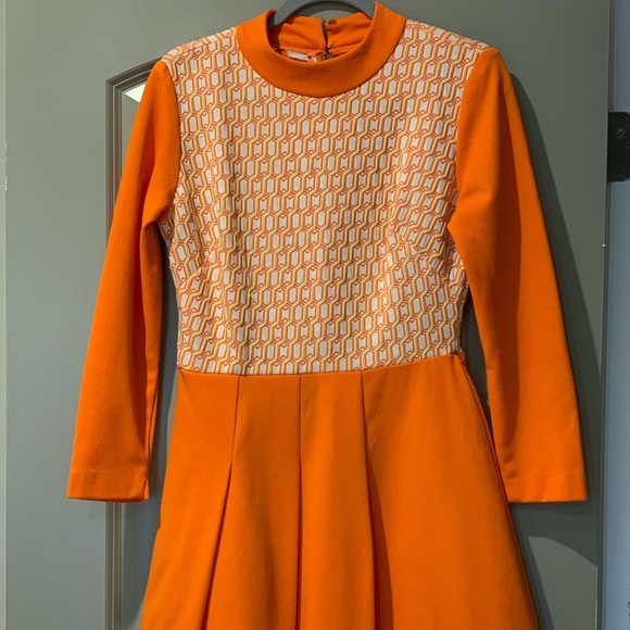 Dresses & Skirts - Adorable vintage teen dress